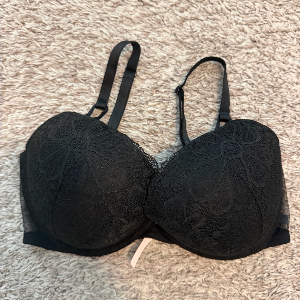 Victoria’s Secret Very Sexy Black Lace Push-Up Bra - 34DD